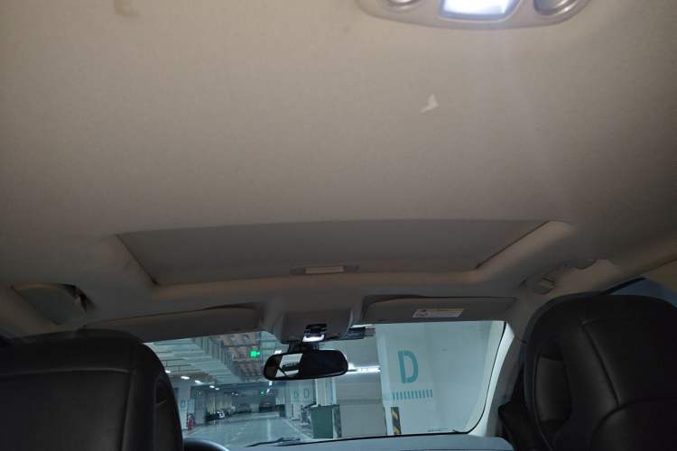 Used DS 5LS 2014 1.6T Luxury Edition THP160 Headliner