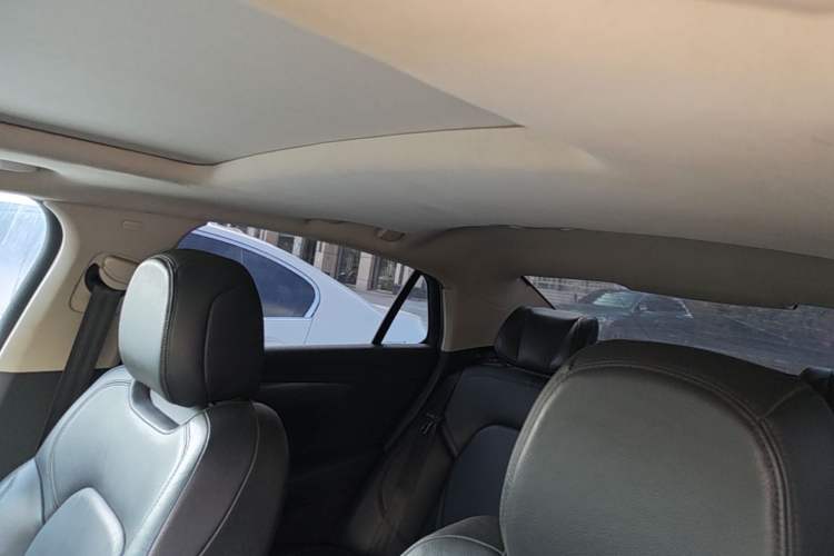 Used DS 5LS 2014 1.8L Elegant Edition VTi140 Headliner