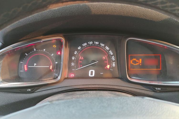 Used DS 5LS 2014 1.8L automatic Comfort version VTi140 Instrument Cluster
