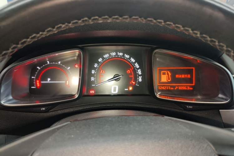 Used DS 5LS 2014 1.8L Elegant Edition VTi140 Instrument Cluster