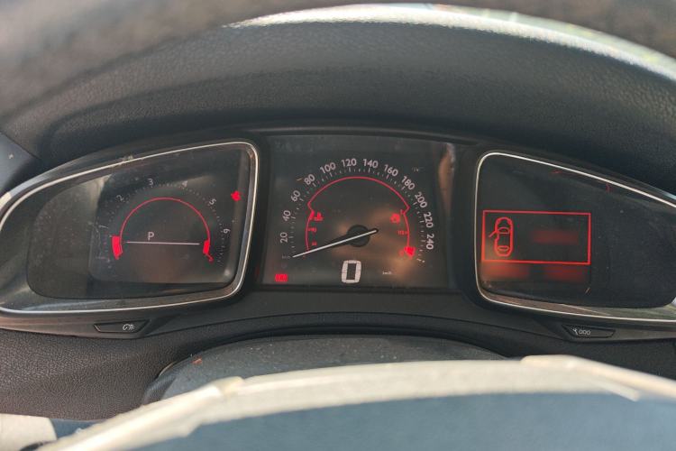 Used DS 5LS 2014 1.8L automatic Comfort version VTi140 Instrument Cluster
