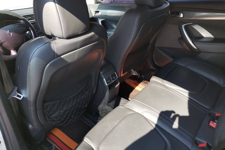 Used DS 5LS 2014 1.6T Elegant Version THP160 Interior 5