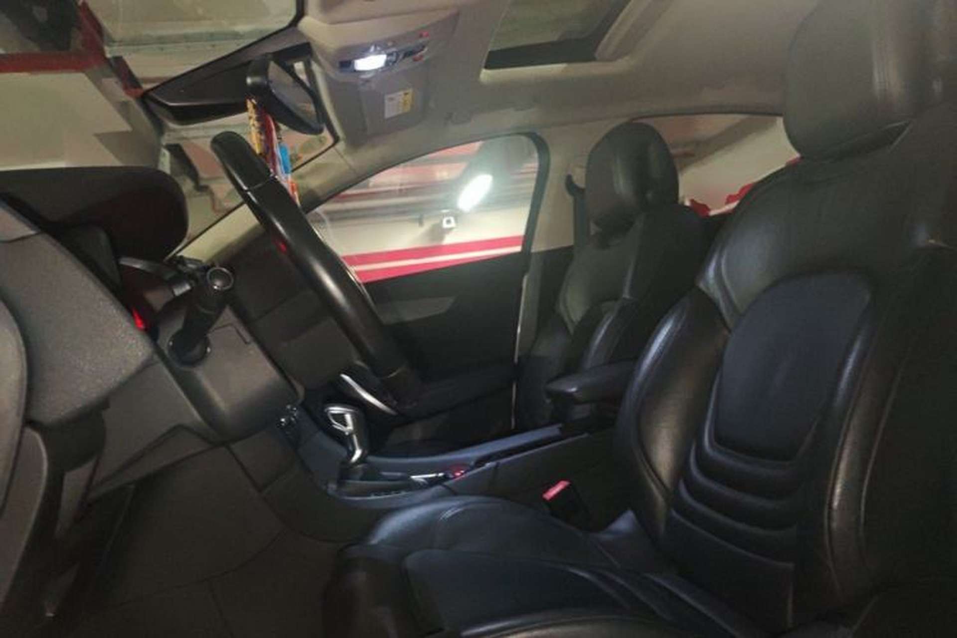 Used DS 5LS 2014 1.6T Luxury Edition THP160 Left Front Seat