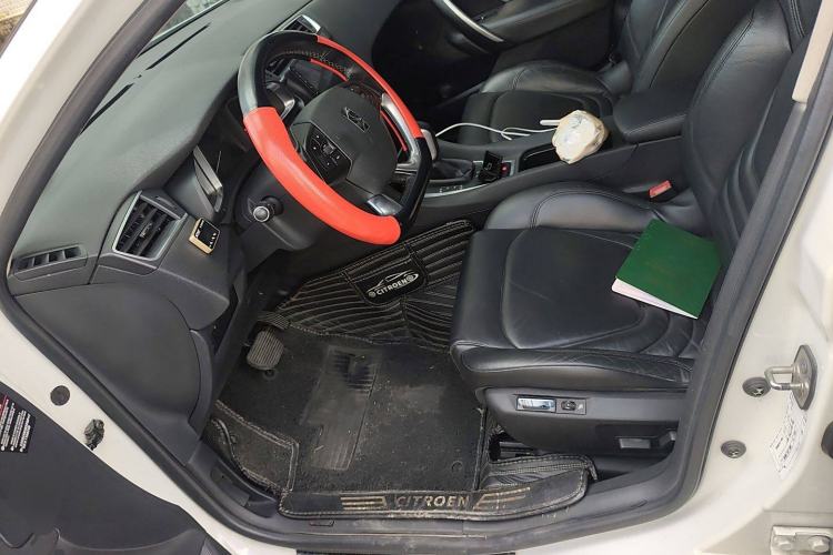 Used DS 5LS 2014 1.6T Luxury Edition THP160 Left Front Seat
