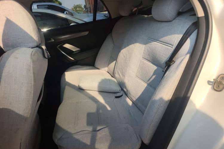 Used DS 5LS 2014 1.8L Manual Comfort Version VTi140 Left Rear Seat