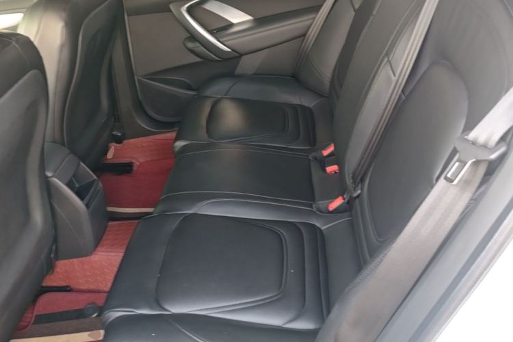 Used DS 5LS 2014 1.8L automatic Comfort version VTi140 Left Rear Seat