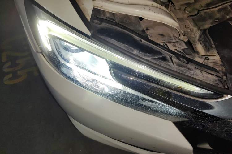 Used DS 5LS 2014 1.6T Prestige Edition THP200 Right Front Headlight