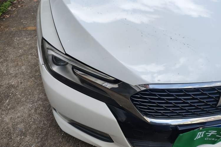 Used DS 5LS 2014 1.6T Luxury Edition THP160 Right Front Headlight