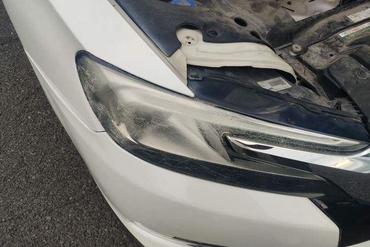 Used DS 5LS 2014 1.8L Elegant Edition VTi140 Right Front Headlight