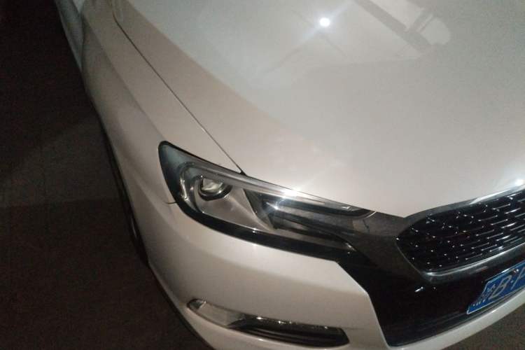 Used DS 5LS 2014 1.8L automatic Comfort version VTi140 Right Front Headlight
