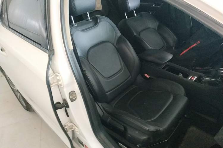 Used DS 5LS 2014 1.6T Elegant Version THP160 Right Front Seat