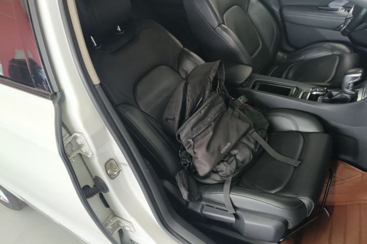 Used DS 5LS 2014 1.8L Elegant Edition VTi140 Right Front Seat
