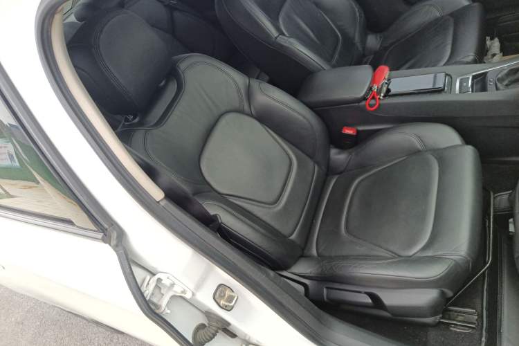 Used DS 5LS 2014 1.6T Elegant Version THP160 Right Front Seat