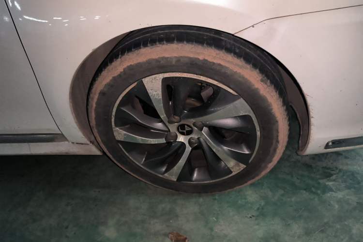 Used DS 5LS 2014 1.6T Elegant Version THP160 Right Front Wheel Hub