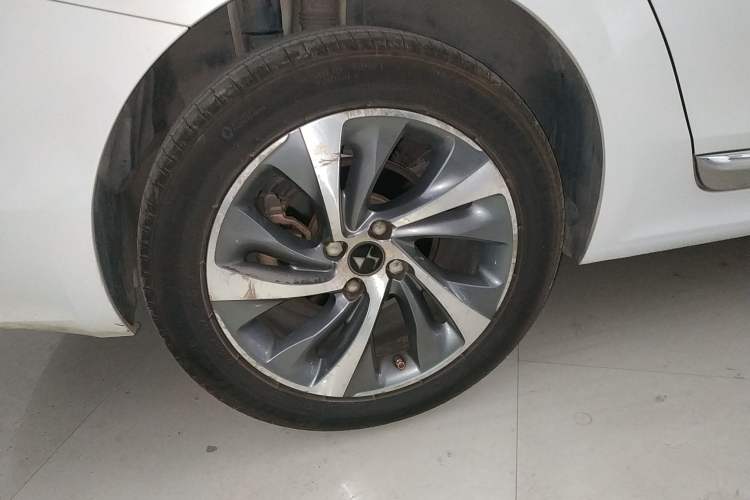 Used DS 5LS 2014 1.6T Elegant Version THP160 Right Rear Wheel Hub