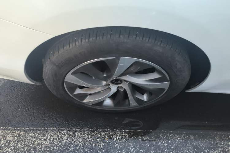 Used DS 5LS 2014 1.6T Elegant Version THP160 Right Rear Wheel Hub