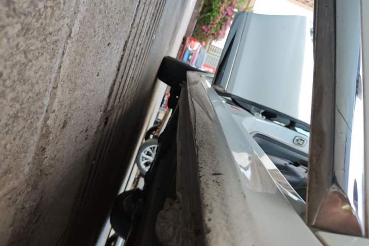 Used DS 5LS 2014 1.8L Elegant Edition VTi140 Right Side Sill