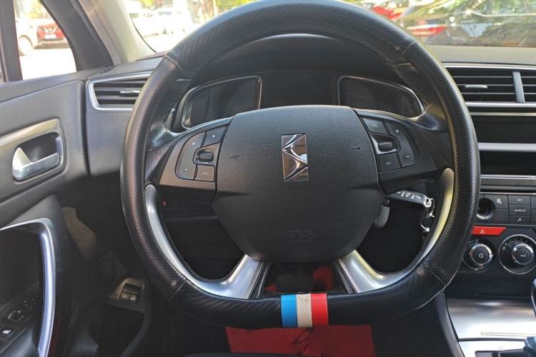 Used DS 5LS 2014 1.8L Elegant Edition VTi140 Steering Wheel