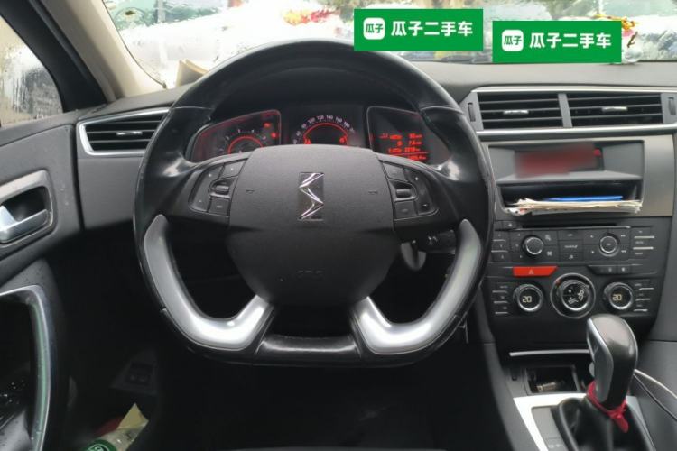 Used DS 5LS 2014 1.8L Elegant Edition VTi140 Steering Wheel