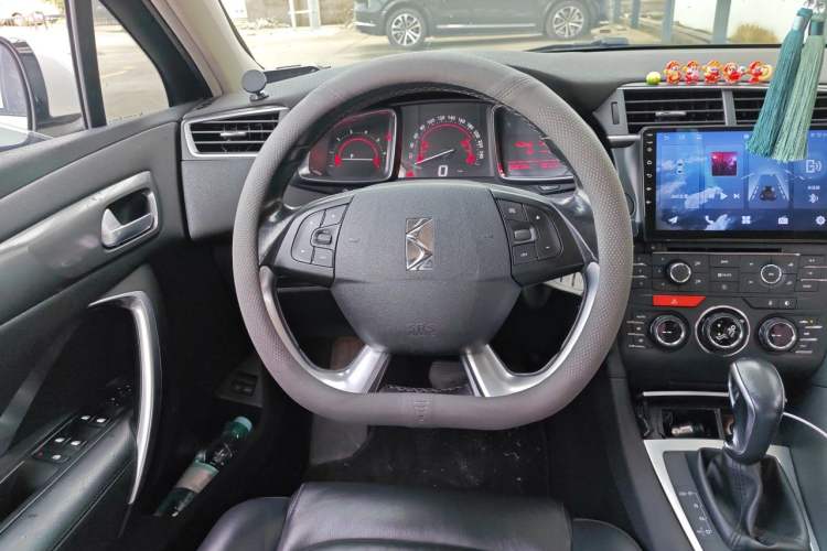 Used DS 5LS 2014 1.6T Elegant Version THP160 Steering Wheel