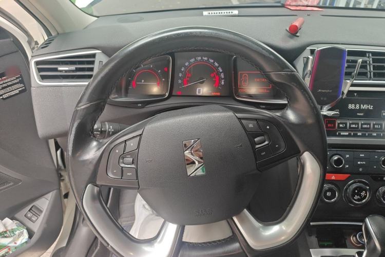 Used DS 5LS 2014 1.6T Luxury Edition THP160 Steering Wheel