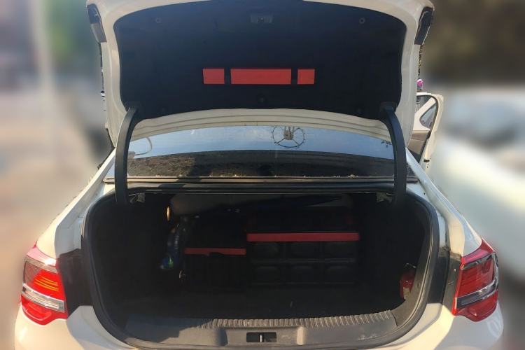 Used DS 5LS 2014 1.8L Manual Comfort Version VTi140 Trunk