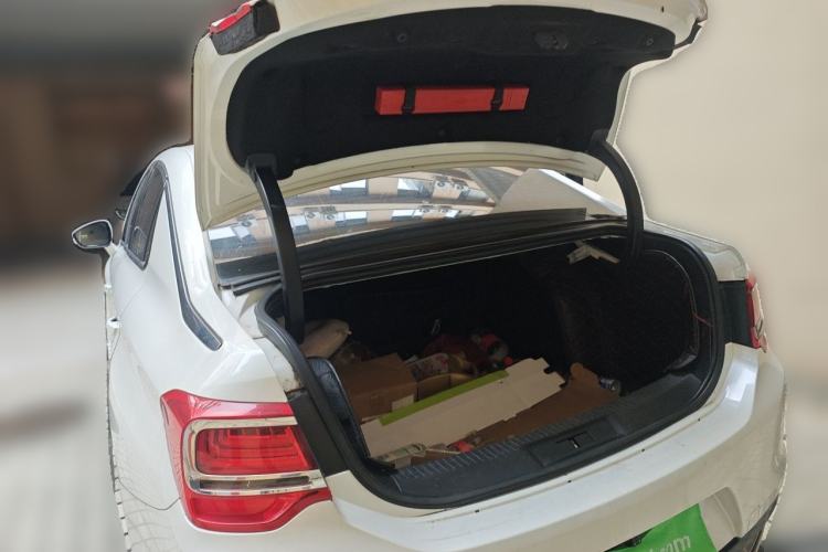 Used DS 5LS 2014 1.8L Elegant Edition VTi140 Trunk
