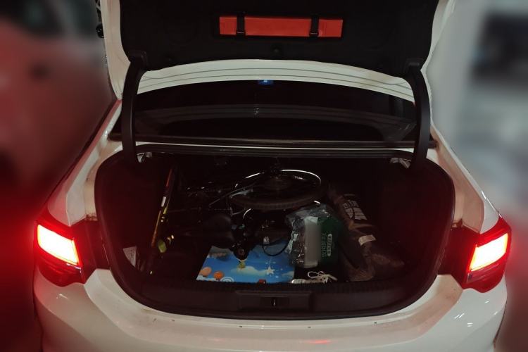 Used DS 5LS 2014 1.8L Elegant Edition VTi140 Trunk