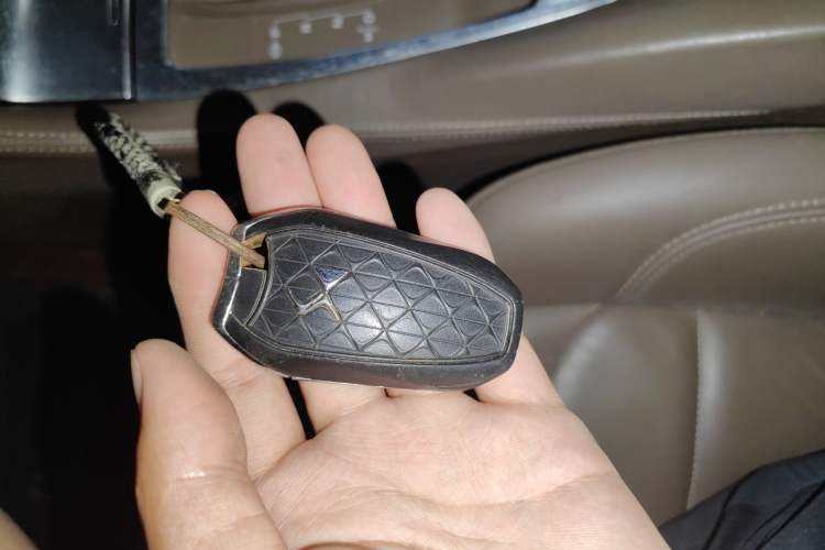 Used DS 5LS 2014 1.6T Prestige Edition THP200 Vehicle Key