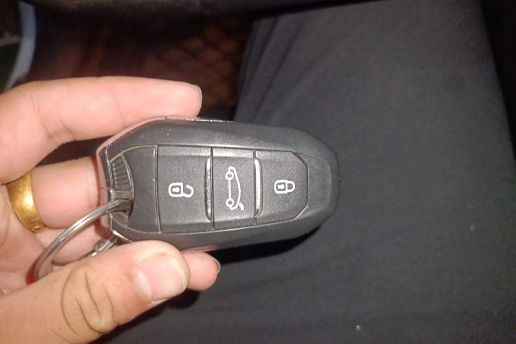 Used DS 5LS 2014 1.6T Luxury Edition THP160 Vehicle Key