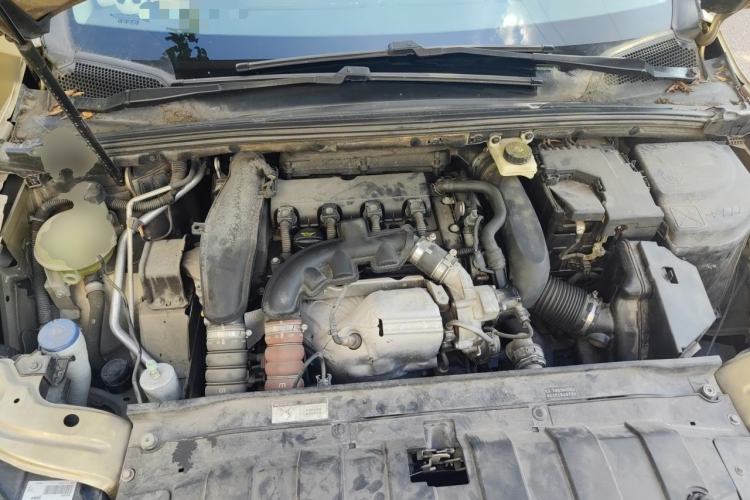 Used DS 5LS 2015 1.6T 60th Anniversary Limited Edition THP160 Engine Bay