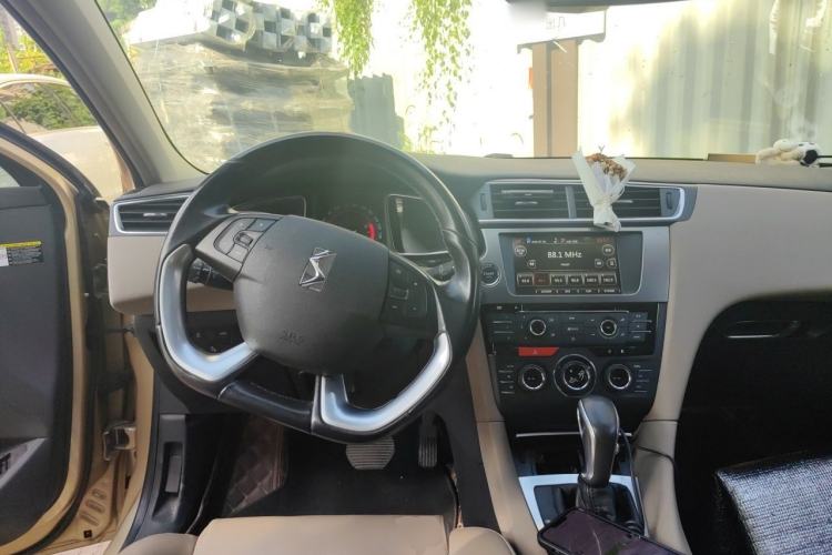 Used DS 5LS 2015 1.6T 60th Anniversary Limited Edition THP160 Steering Wheel
