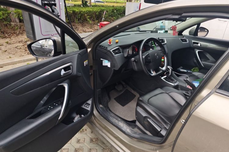 Used DS 5LS 2015 1.6T Style Edition THP160 Driver Seat