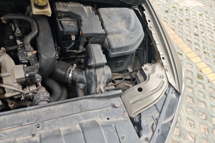 Used DS 5LS 2015 1.6T Style Edition THP160 Engine Bay Left