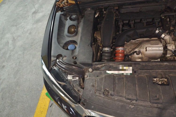 Used DS 5LS 2015 1.6T Luxury Edition THP160 Engine Bay Right