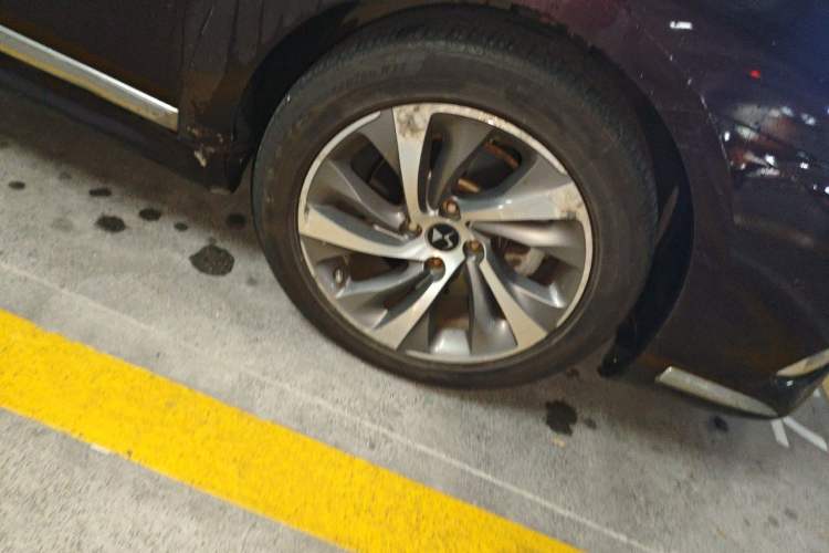 Used DS 5LS 2015 1.6T Luxury Edition THP160 Right Front Wheel Hub
