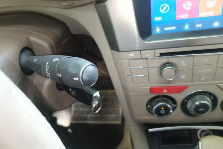 Used DS 5LS 2015 1.6T Comfort Edition THP160 Vehicle Key