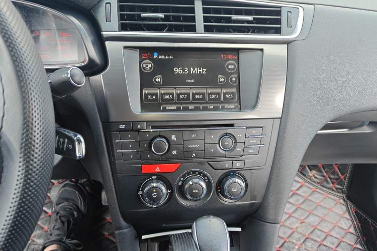 Used DS 5LS 2015 1.6T Style Edition THP160 Audio And AC Panel