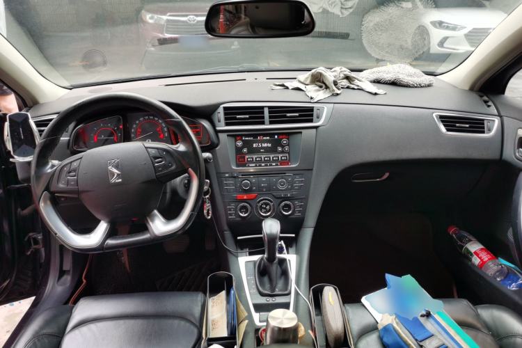 Used DS 5LS 2015 1.6T Elegant Edition THP160 Center Console