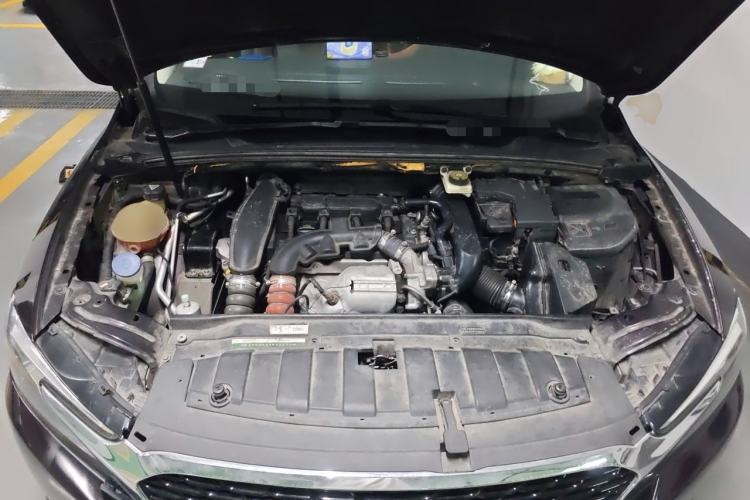 Used DS 5LS 2015 1.6T Style Edition THP160 Engine Bay