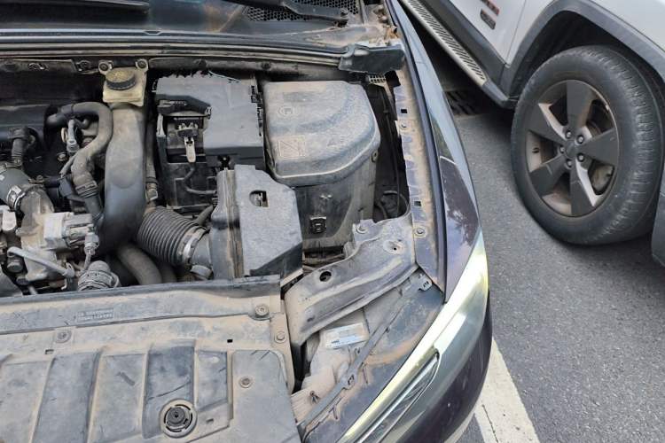 Used DS 5LS 2015 1.6T Elegant Edition THP160 Engine Bay Left