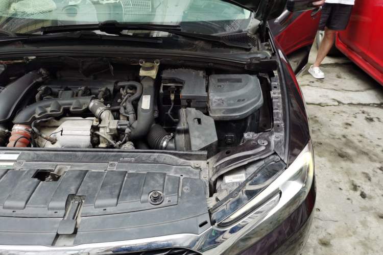 Used DS 5LS 2015 1.6T Elegant Edition THP160 Engine Bay Left