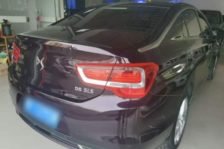 Used DS 5LS 2015 1.6T Style Edition THP160 Exterior 2