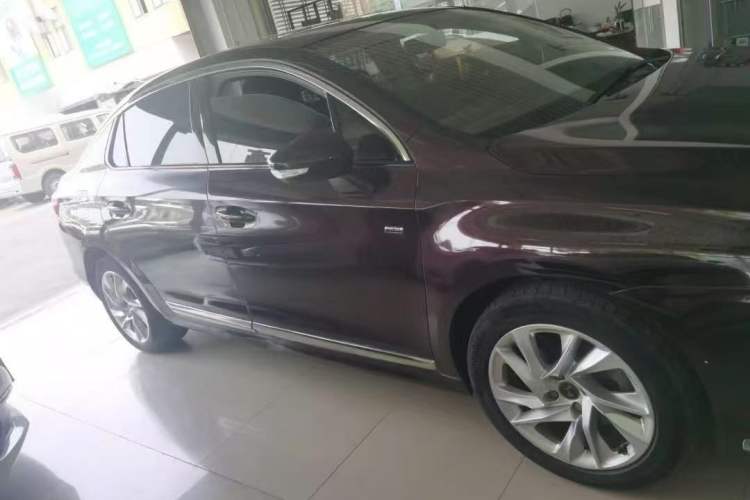 Used DS 5LS 2015 1.6T Style Edition THP160 Exterior 4