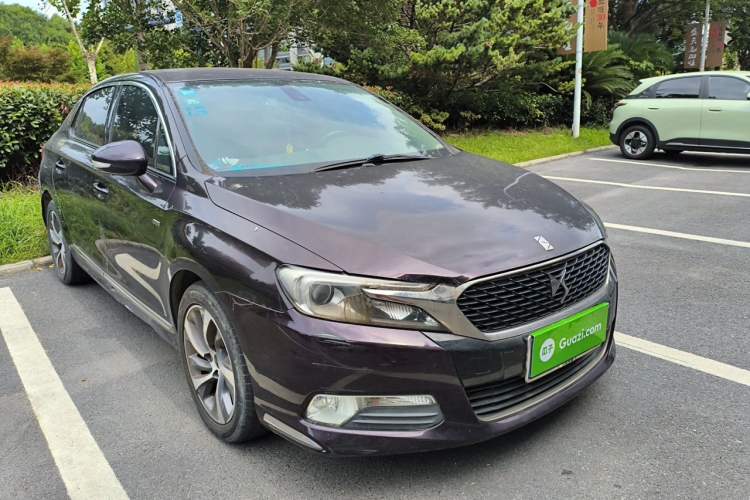 Used DS 5LS 2015 1.6T Elegant Edition THP160 Front Right 45 Deg