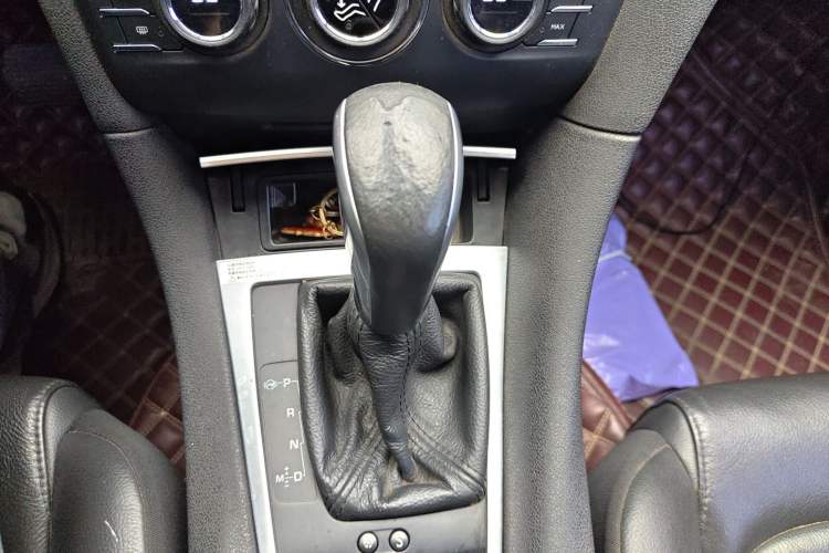 Used DS 5LS 2015 1.6T Elegant Edition THP160 Gear Lever