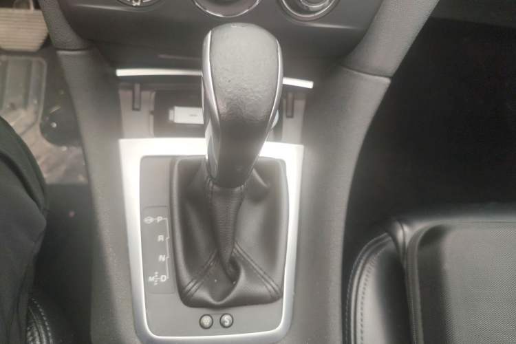 Used DS 5LS 2015 1.6T Style Edition THP160 Gear Lever