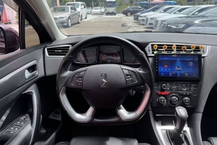 Used DS 5LS 2015 1.6T Comfort Edition THP160 Interior 2