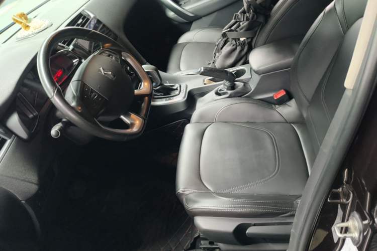 Used DS 5LS 2015 1.6T Comfort Edition THP160 Left Front Seat