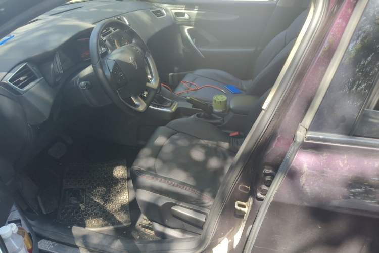 Used DS 5LS 2015 1.6T Comfort Edition THP160 Left Front Seat